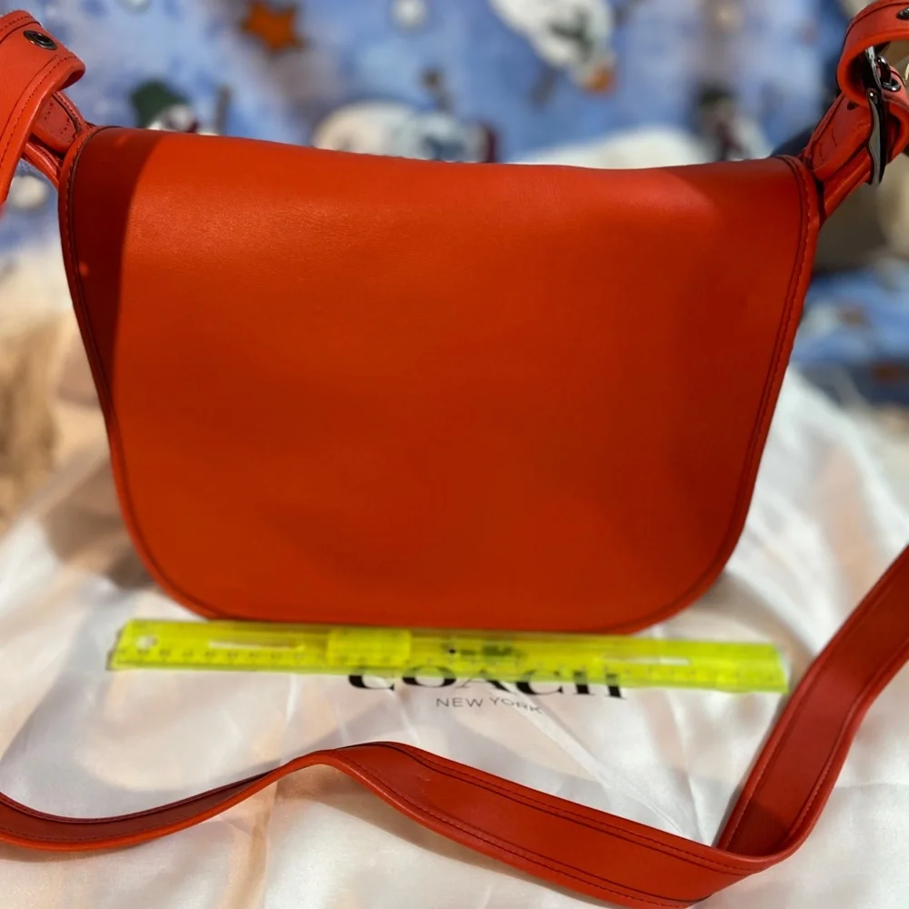 Coach Saddle Bag in Deep Coral Crossbody - Picture 2 of 11